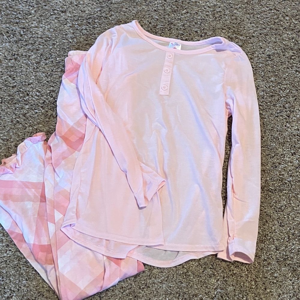 Imagine girls XL pajamas like new